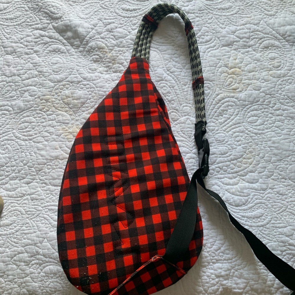 KAVU bag gently used